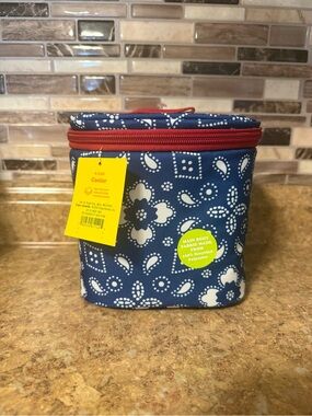 Insulated Blue Floral Bandana Cooler Bag with Red Zipper